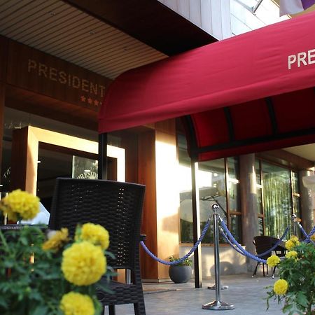 President Hotel จูนิเย ภายนอก รูปภาพ